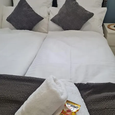 Apartament Hannibal - Design Orchidee 5, Vw Naehe, Parkplatz, Kueche, Highspeed-wlan, Fitness, Solarium *