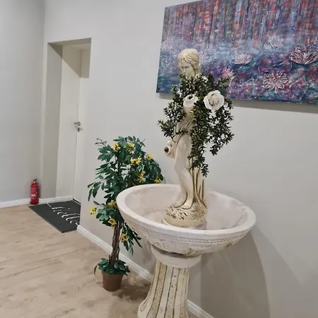 Hannibal - Design Orchidee 5, Vw Naehe, Parkplatz, Kueche, Highspeed-wlan, Fitness, Solarium Wolfsburg